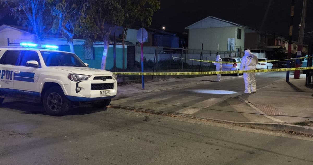 Hombre muere tras recibir impactos de bala a la salida de su casa en Quillota