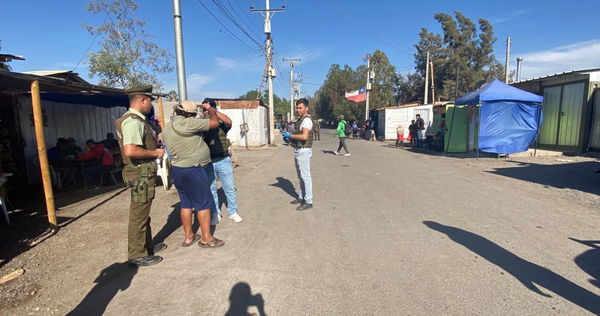 Desalojo de toma Yevide en San Antonio: municipio informa que mayoría de familias son de extranjeros
