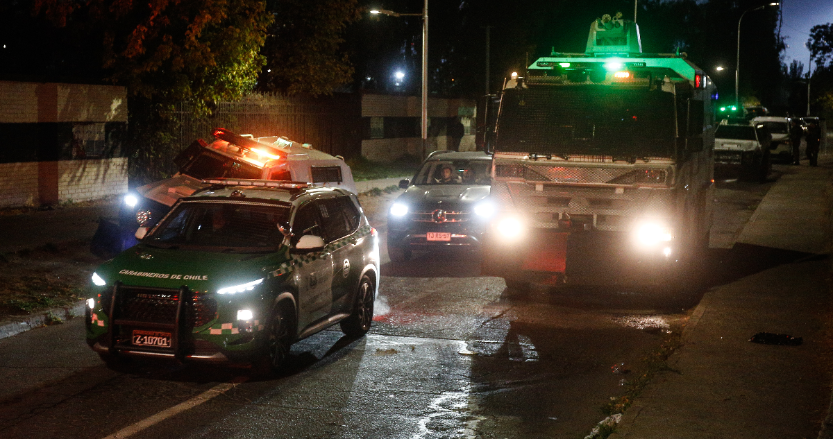 Revelan audio donde carabineros explican tragedia en el Monumental que dejó a dos hinchas fallecidos