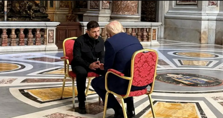 Así fue la reunión entre Trump y Zelenski en medio de la despedida del papa Francisco