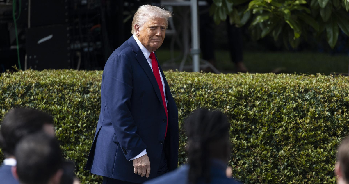 Guerra Comercial: la Casa Blanca dice que China podría encarar aranceles de hasta el 245%