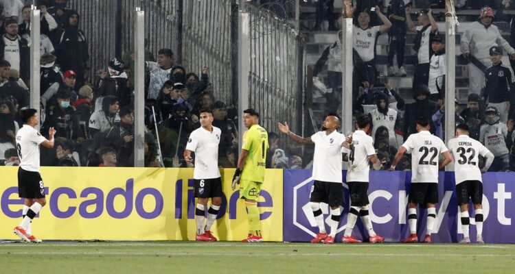 Colo Colo arriesga duros castigos de Conmebol.