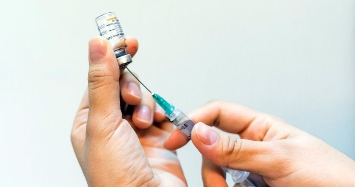 Expertos llaman a evitar la desinformación e insisten en la importancia de las vacunas