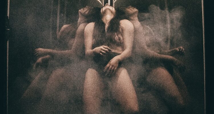 In Versus, Cía Pseudónimo, @camaraescenica