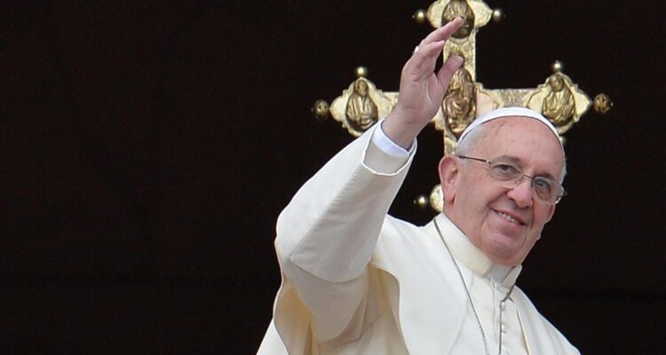 De técnico químico al papa de los pobres: la vida del papa Francisco