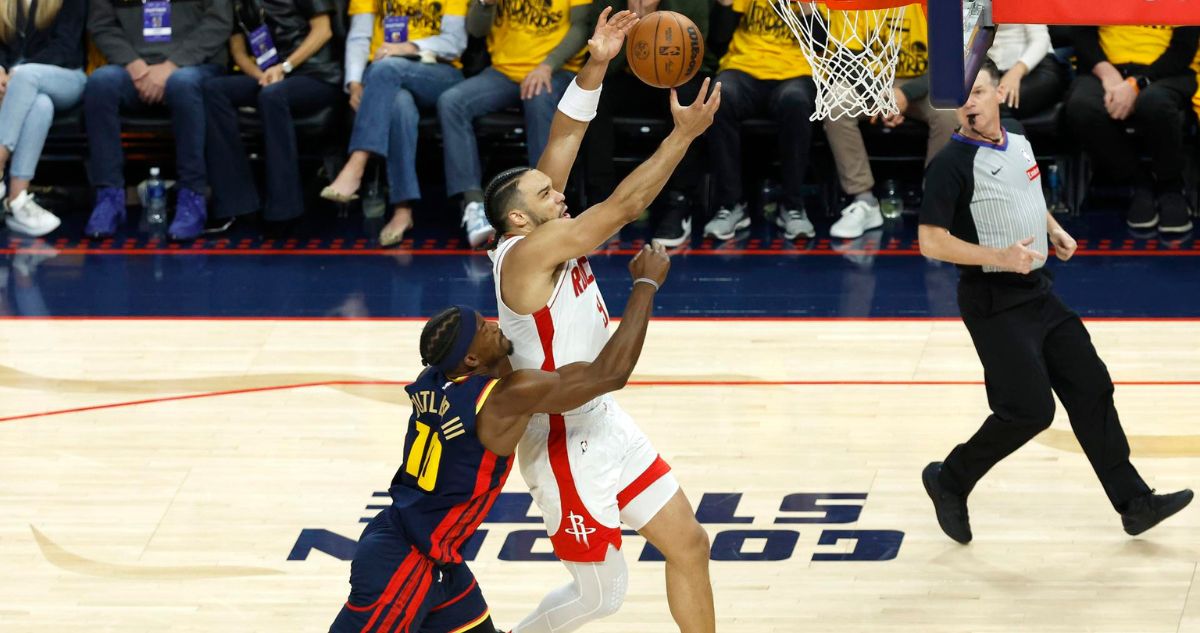 Los Warriors y otro triunfo ante los Rockets para quedar a uno de ganar la eliminatoria en la NBA