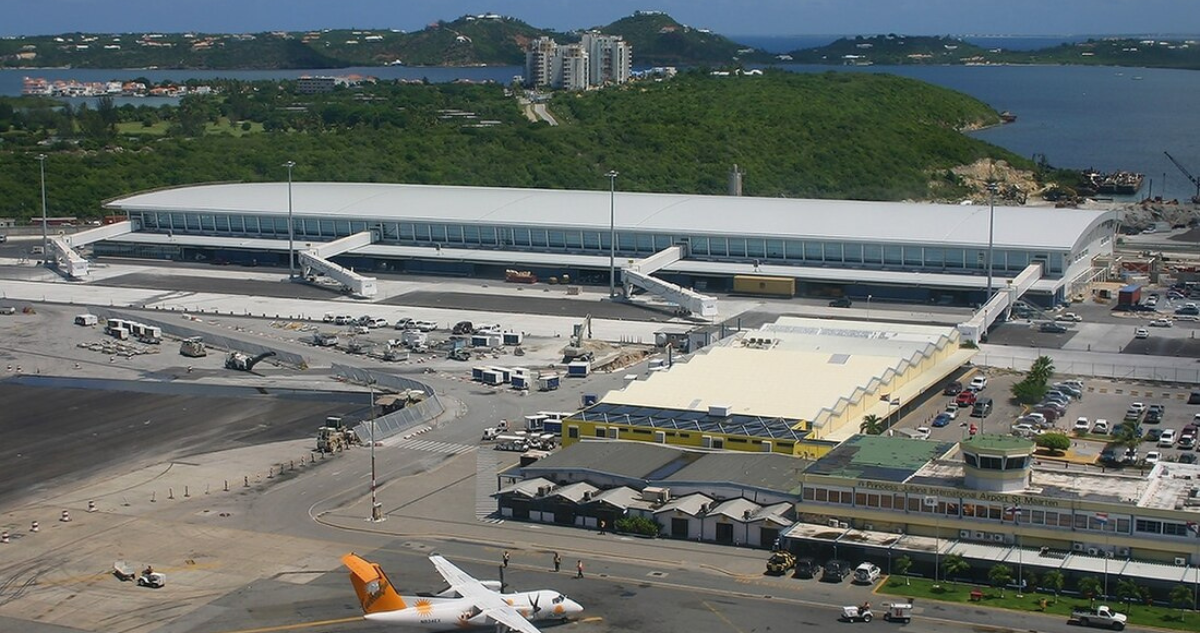Tiroteo en el aeropuerto internacional de Trinidad y Tobago deja un muerto y un herido