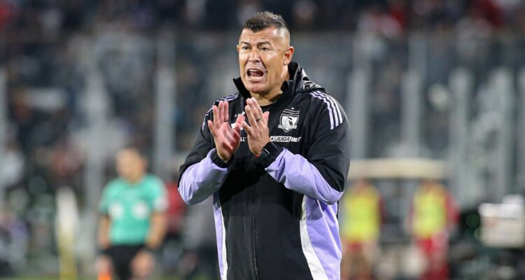 Jorge Almirón dejará de ser el DT de Colo Colo.