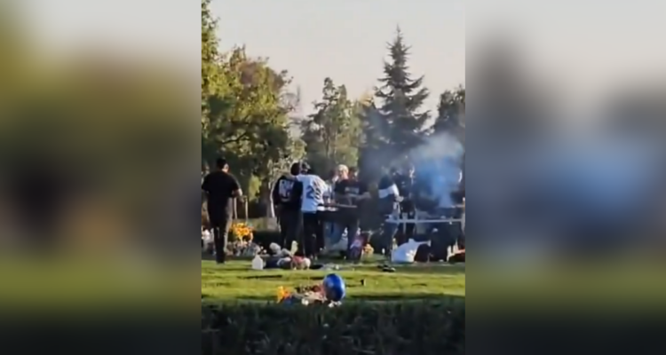 Con asado y al ritmo del “Mambo para los presos”: viralizan celebración en cementerio de Maipú