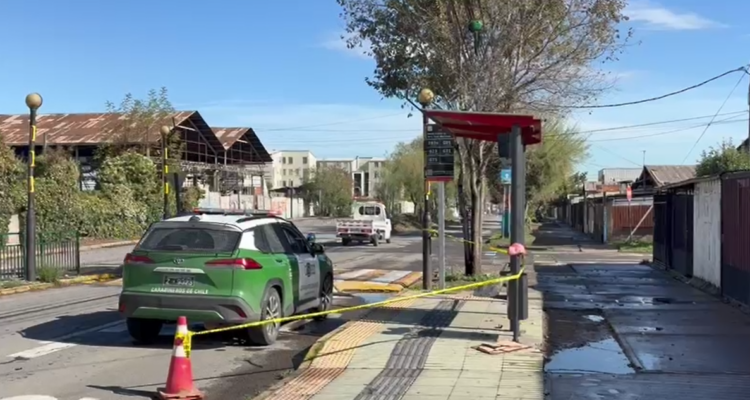 Violento asalto a hombre en La Pintana deja tres lesionados: un herido de gravedad tras ser apuñalado