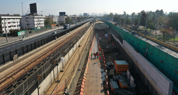 Avanza la autopista subterránea Américo Vespucio Oriente II: proyectan fin de las obras en 2028