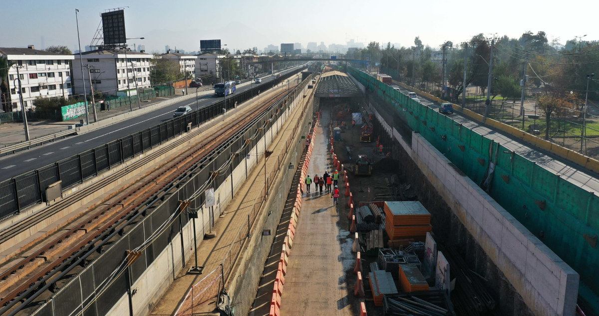 Avanza la autopista subterránea Américo Vespucio Oriente II: proyectan fin de las obras en 2028