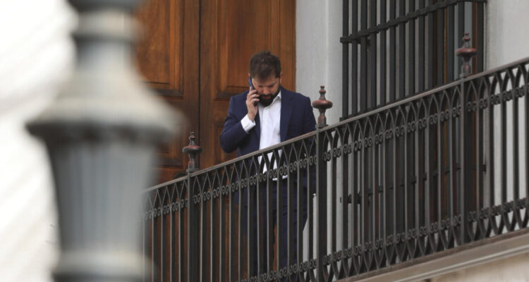 Caso Procultura: PDI interceptó llamada entre Boric y Josefina Huneeus, exesposa de Alberto Larraín