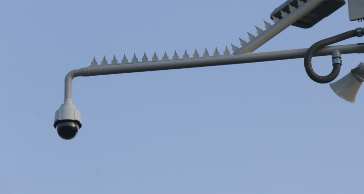 Cámara de seguridad por licitación de cámaras en centro de Temuco