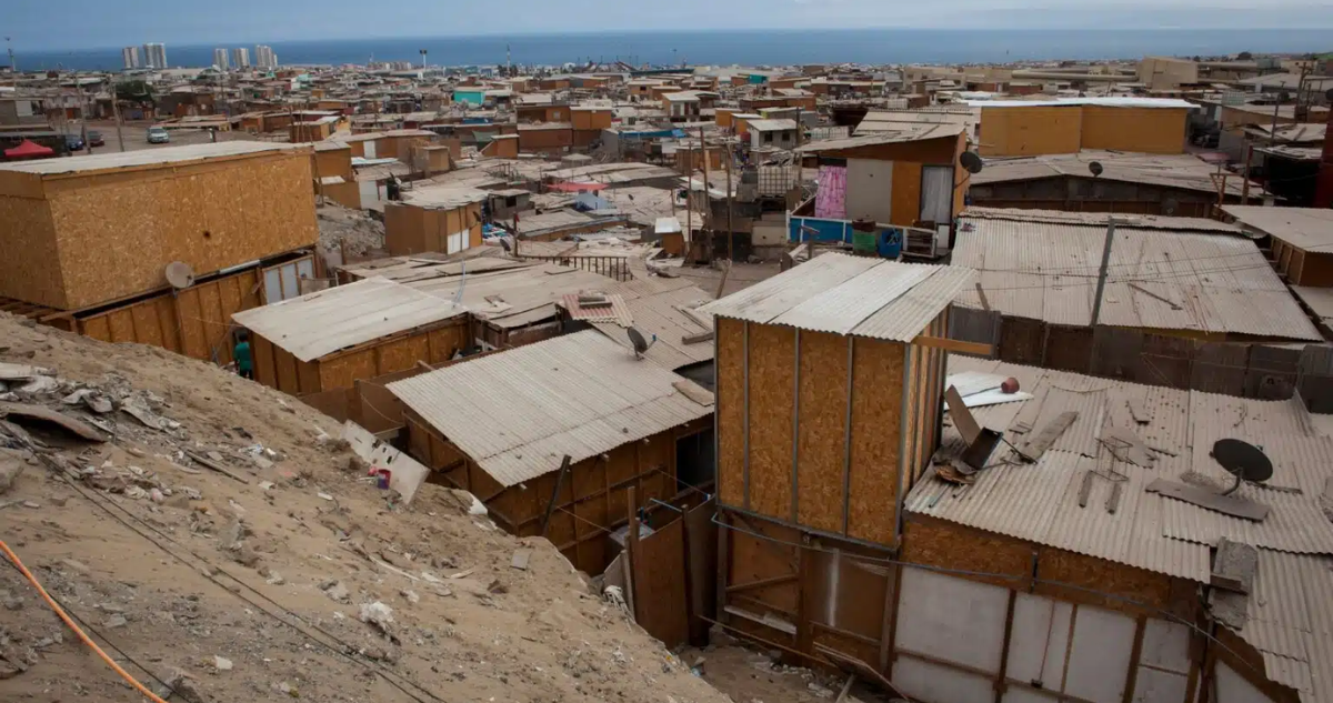 Campamentos crecen en Antofagasta región concentra cerca de 16 mil familias en 154 asentamientos