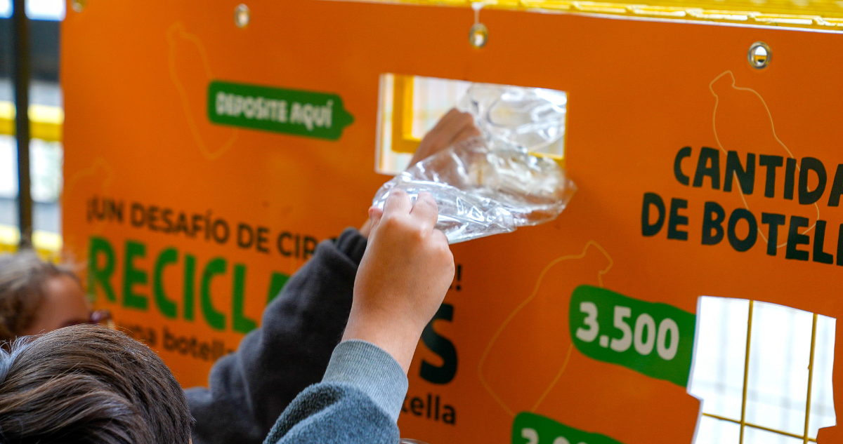 ccu-reciclaje-botellas-pet