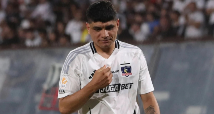 Claudio Aquino envía fuerte dardo al plantel de Colo Colo.