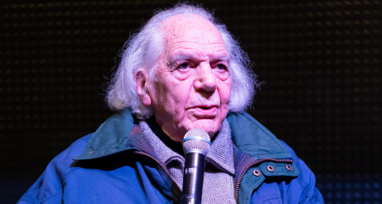 A los 95 años fallece el dramaturgo y pintor italiano-chileno, Claudio Di Girolamo