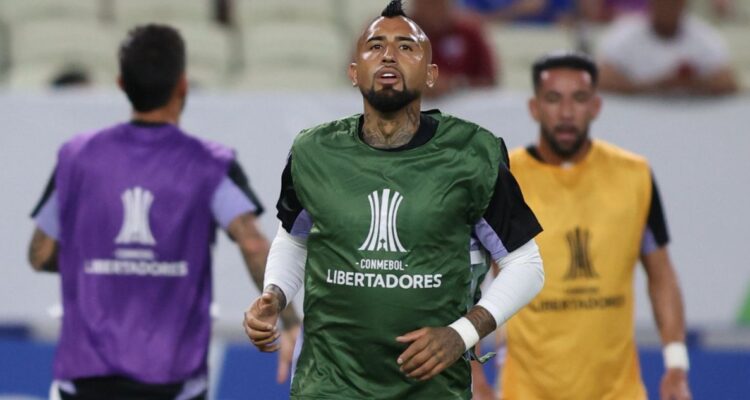 Colo Colo Arturo Vidal