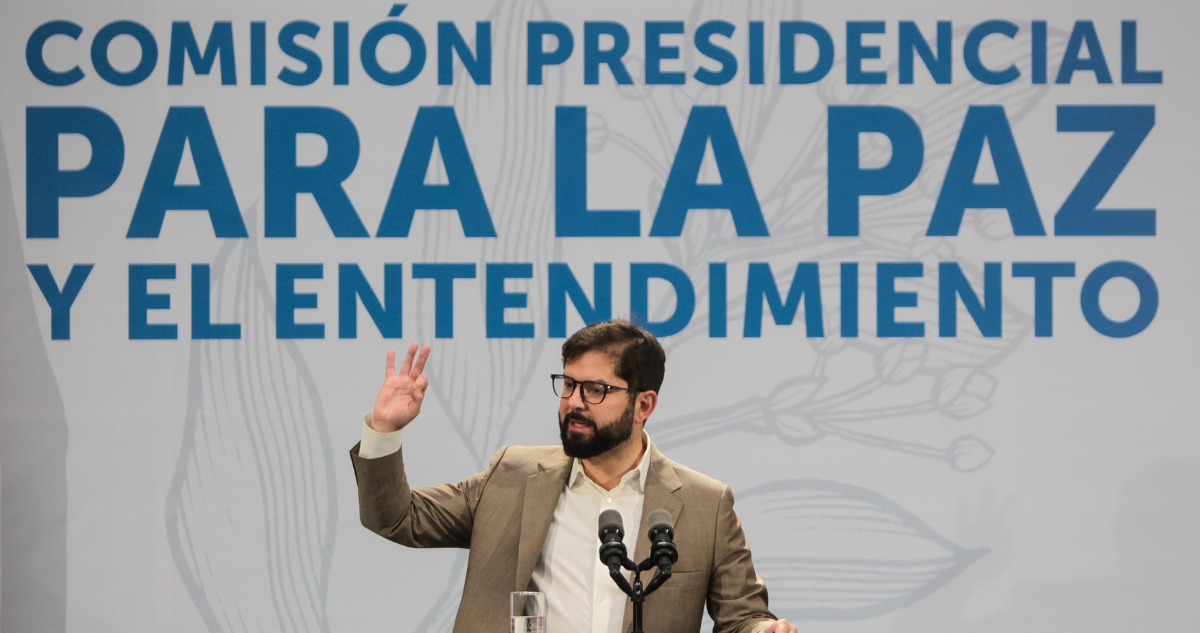 Frente amplio defiende trabajo de la Comisión para la Paz y el entendimiento y critica a la derecha