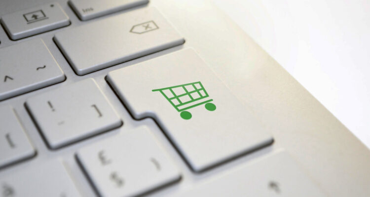 Detallan que las compras informales por medios digitales en Chile tuvieron una pequeña baja