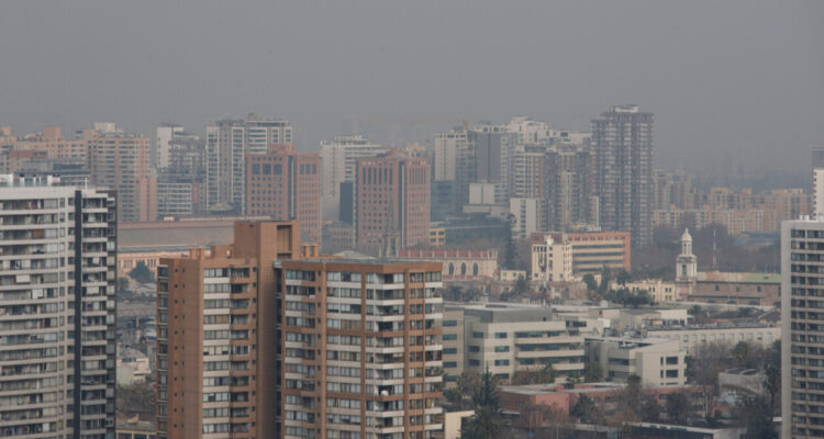 Declaran la cuarta Alerta Ambiental del año para Santiago ante deterioro de la calidad del aire