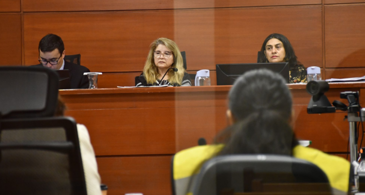 Presidio perpetuo calificado para mujer que asesinó a golpes a su hija de 3 años en Antofagasta