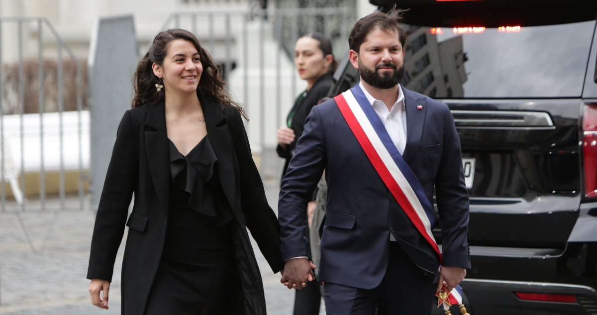 Diputados UDI acusan “desmedido” aporte a club donde jugaba pareja de Boric en 2024: enviaron oficios