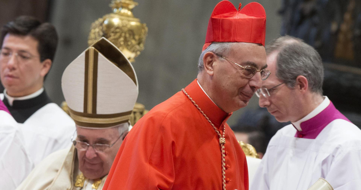 Cardenal Dominique Mamberti, la voz que desvelará al mundo el nuevo papa: tiene vínculo con Chile