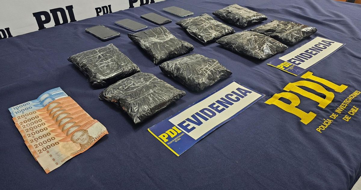 Detienen a dos sujetos intentando ingresar droga en Cuya: se incautó ketamina y dinero en efectivo