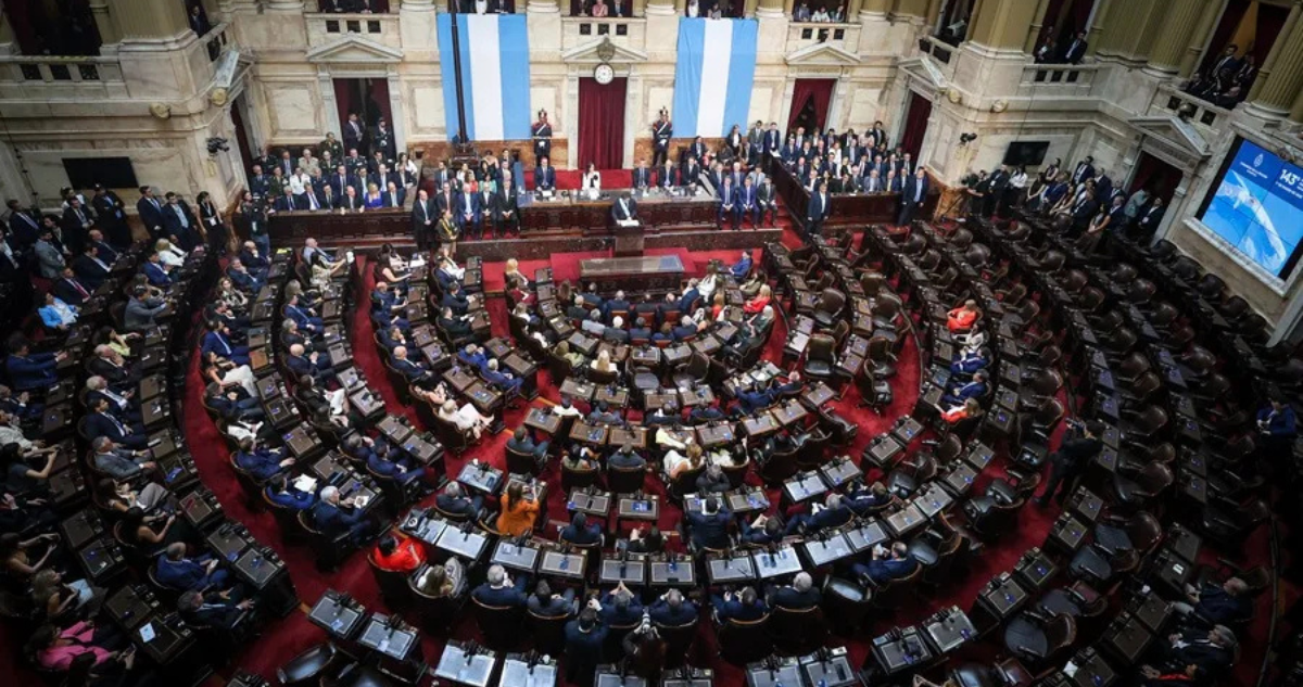 Gobierno de Milei busca rebajar edad de imputabilidad a 14 años y reabre debate en Argentina