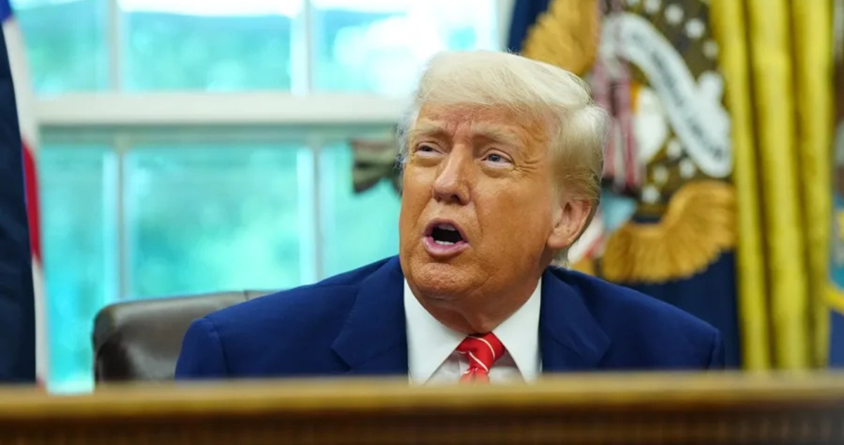 Pese a amenaza, Trump dice que no habrán aranceles para la UE porque acabarán montando plantas en EEUU