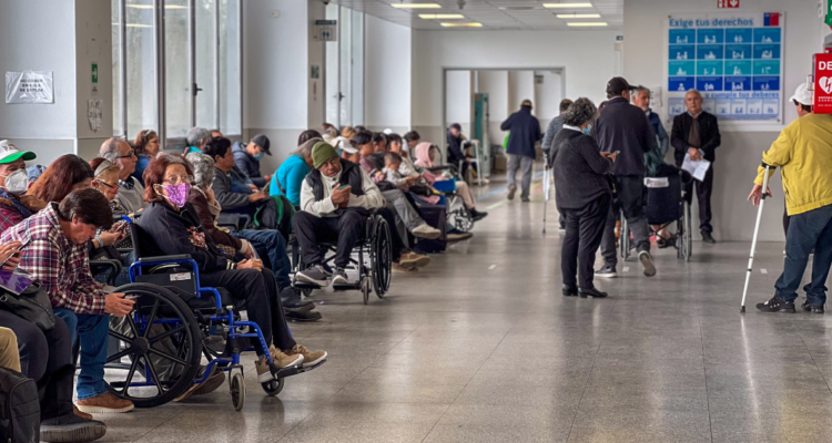 Paula Daza enfatiza en la importancia del empoderamiento ciudadano en salud a propósito del escándalo por licencias médicas falsas