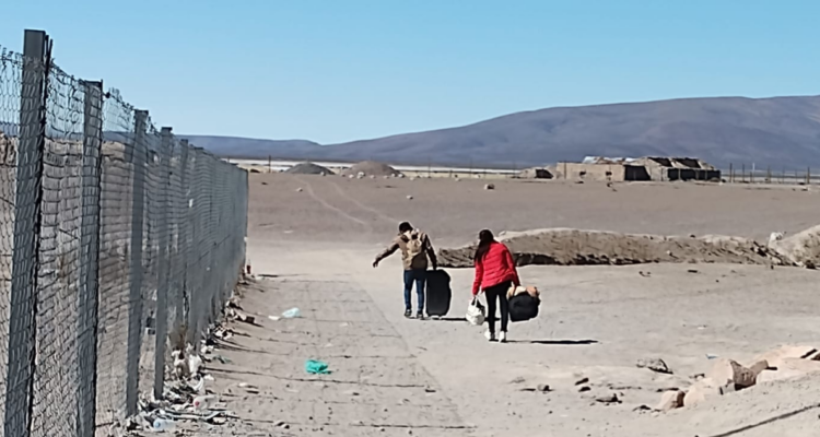 Encuesta CEP: 55% considera que conflictos entre chilenos e inmigrantes son “muy fuertes”