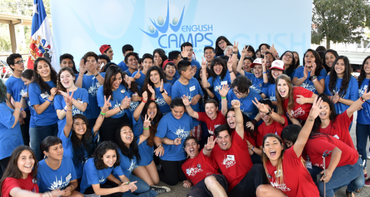 English Winter Camps: cómo postular para que estudiantes de básica y media aprendan inglés en invierno
