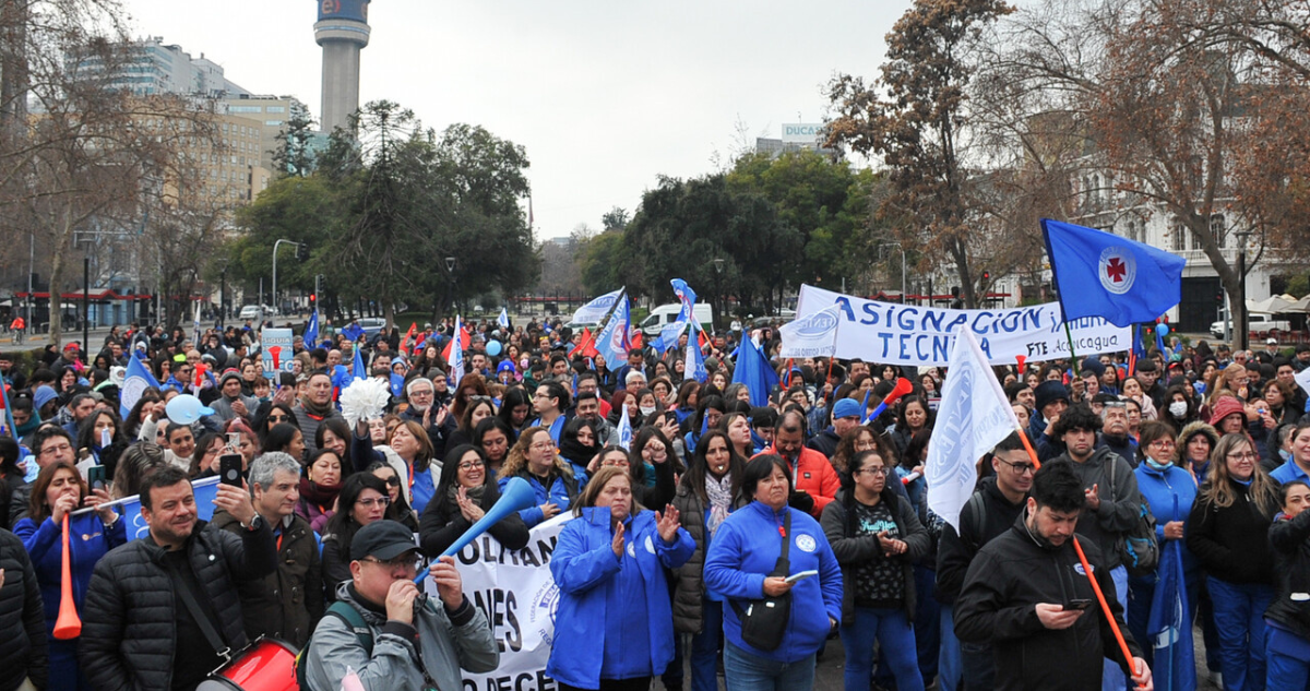 Fenats Unitaria rechaza uso de licencias falsas pero considera injustas críticas a sector público