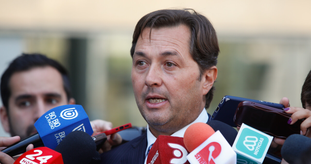 UDI exige reincorporar al fiscal Cooper al caso Procultura: FA acusó “aprovechamiento político”