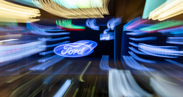 Trabajadores de Ford en Alemania anuncian primera huelga en casi 100 años