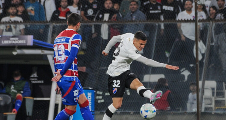 Fortaleza vs Colo Colo por Copa Libertadores en Santiago