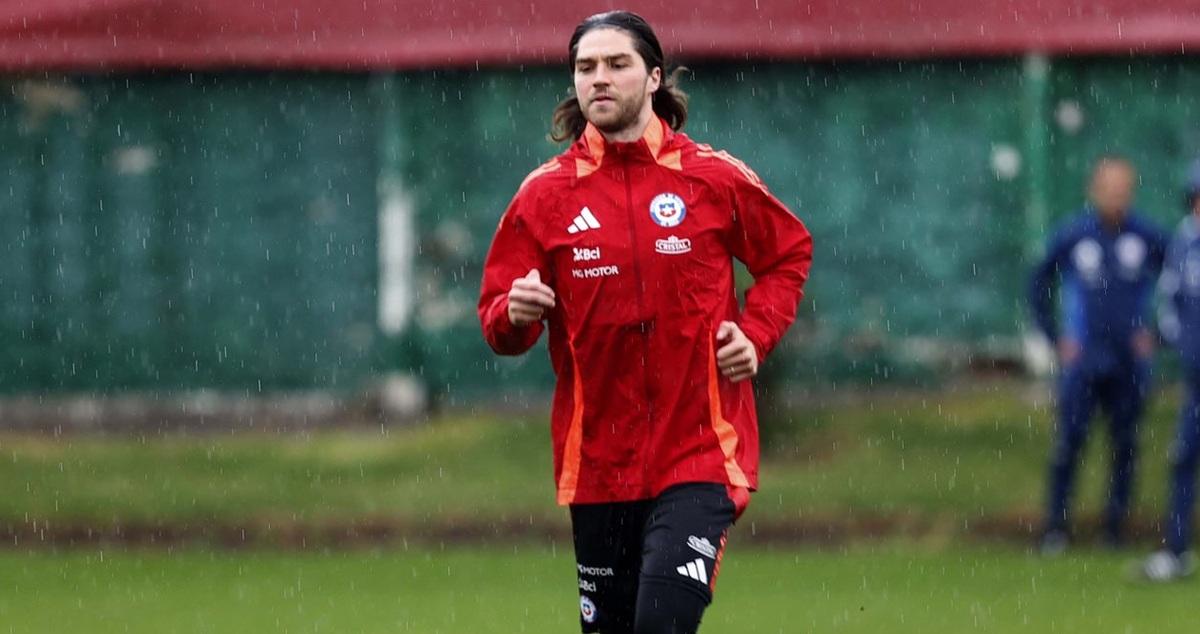 Francisco Sierralta jugará en el fútbol francés.