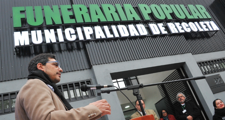 Contraloría ordena cerrar farmacia popular de recoleta