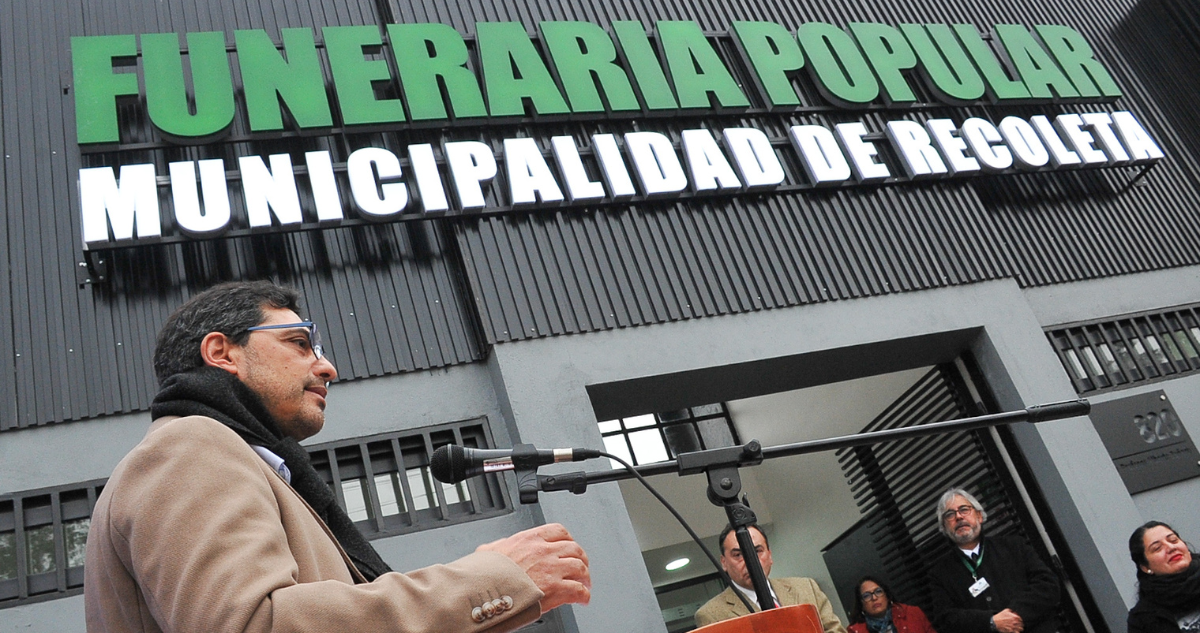 Contraloría ordena cerrar farmacia popular de recoleta