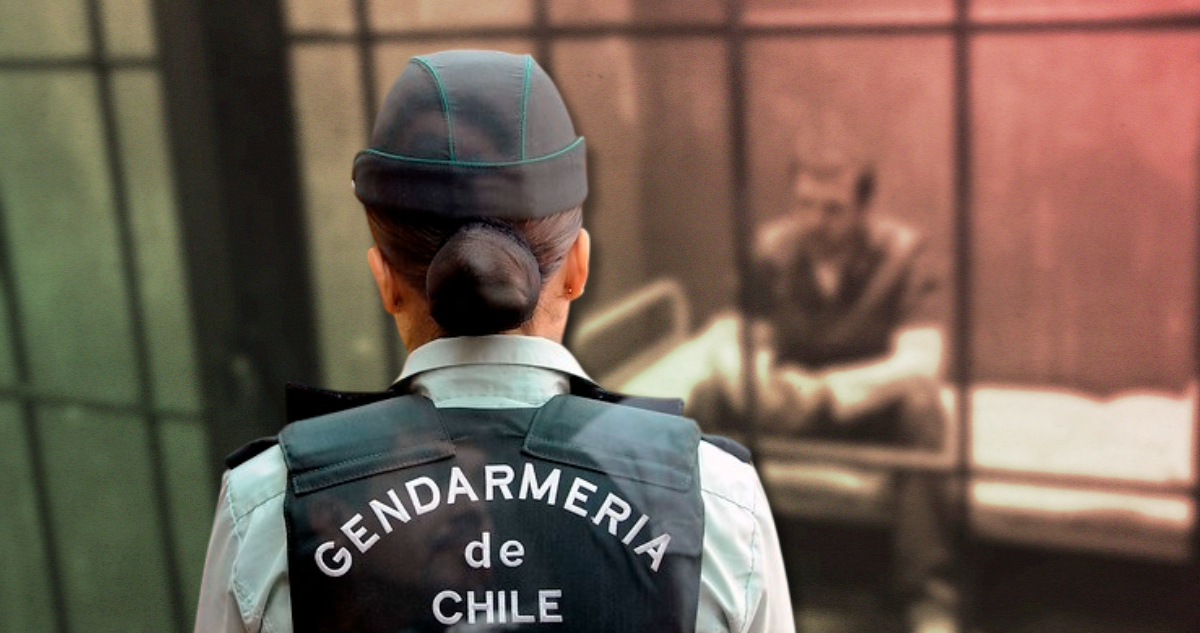 Imagen de contexto de una gendarme y un reo