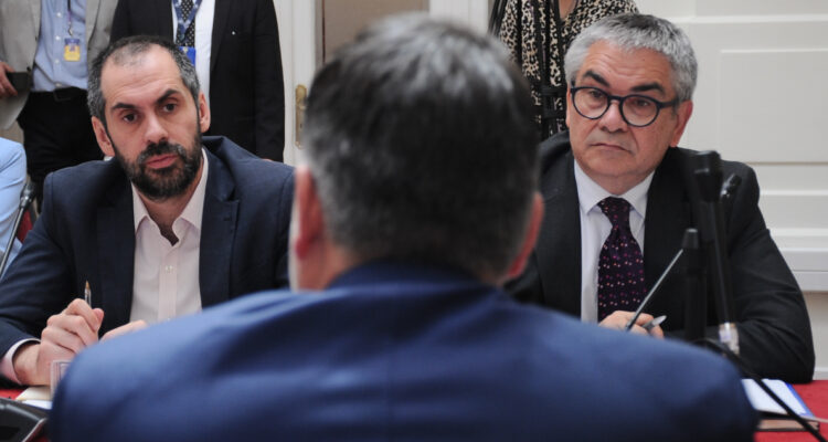 El fast track para acelerar inversión y disminuir permisología se alista para día clave en el Congreso