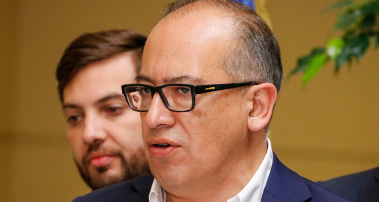 Héctor Ulloa pide “ley corta” para dar más atribuciones a Contraloría por Caso Licencias y Fundaciones