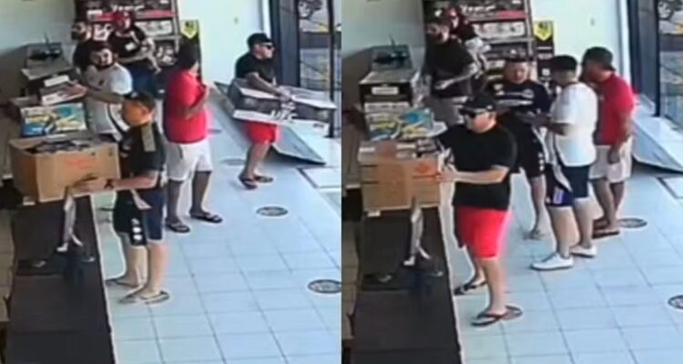 Hinchas de Colo Colo fueron grabados robando en Fortaleza.