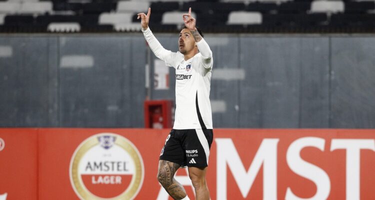 Javier Correa le dio triunfo a Colo Colo sobre Bucaramanga.