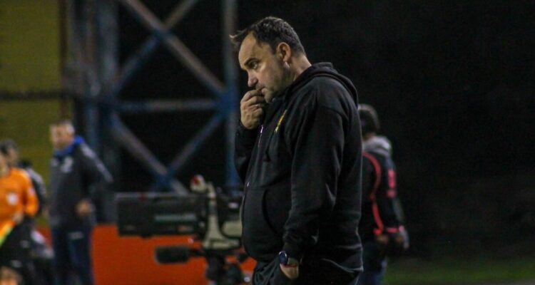 José Luis Sierra deja la banca de Unión Española: presentó su renuncia