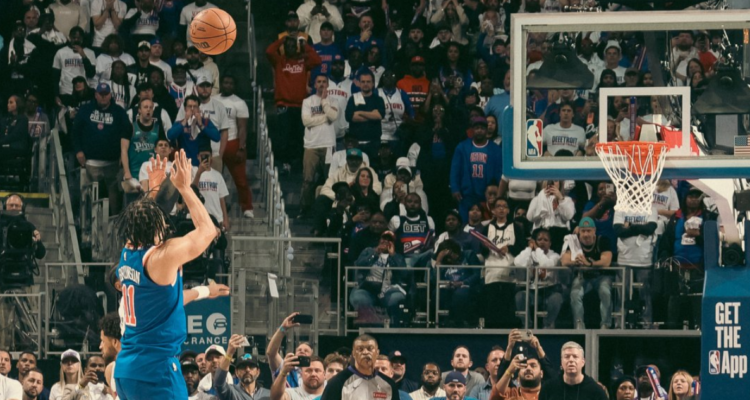 El triple que selló triunfo de Knicks ante Pistons y definió las semis del Este en playoffs de NBA