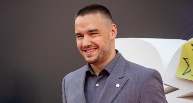 Liam Payne en alfombra roja en el 2023 en referencia a fortuna que dejó tras su muerte